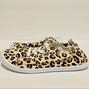 Canvas Casuals Shoes Cheetah Print Women’s Multiple Sizes
